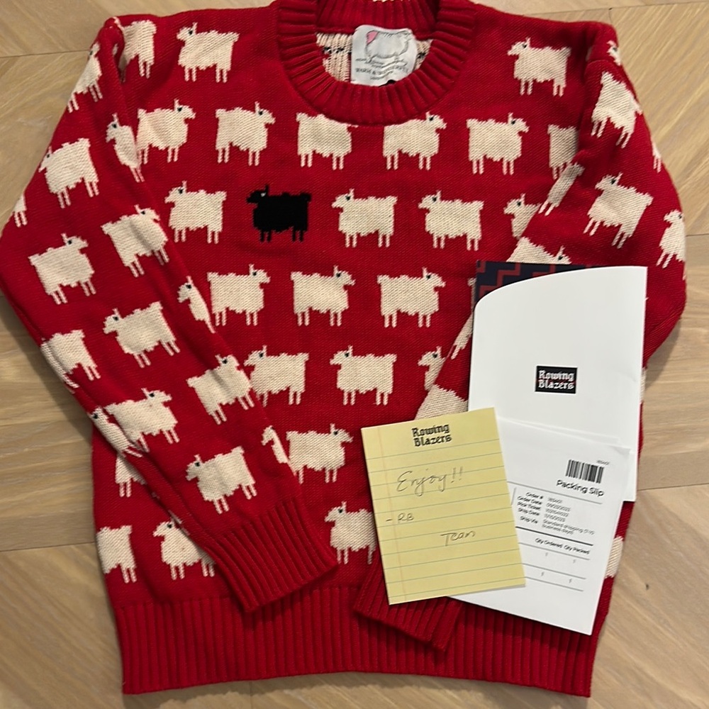 WARM & WONDERFUL WOMEN'S FITTED "DIANA EDITION" COTTON SHEEP SWEATER